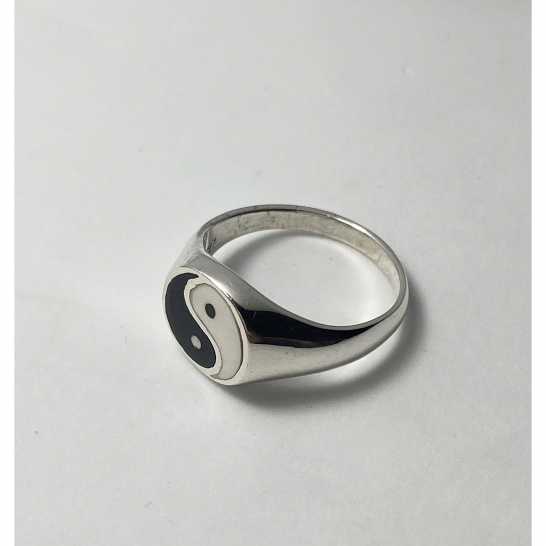 陰陽　オーバル　シグネット　風水　強運シルバー925印台12号銀指輪ギフトSキュ メンズのアクセサリー(リング(指輪))の商品写真