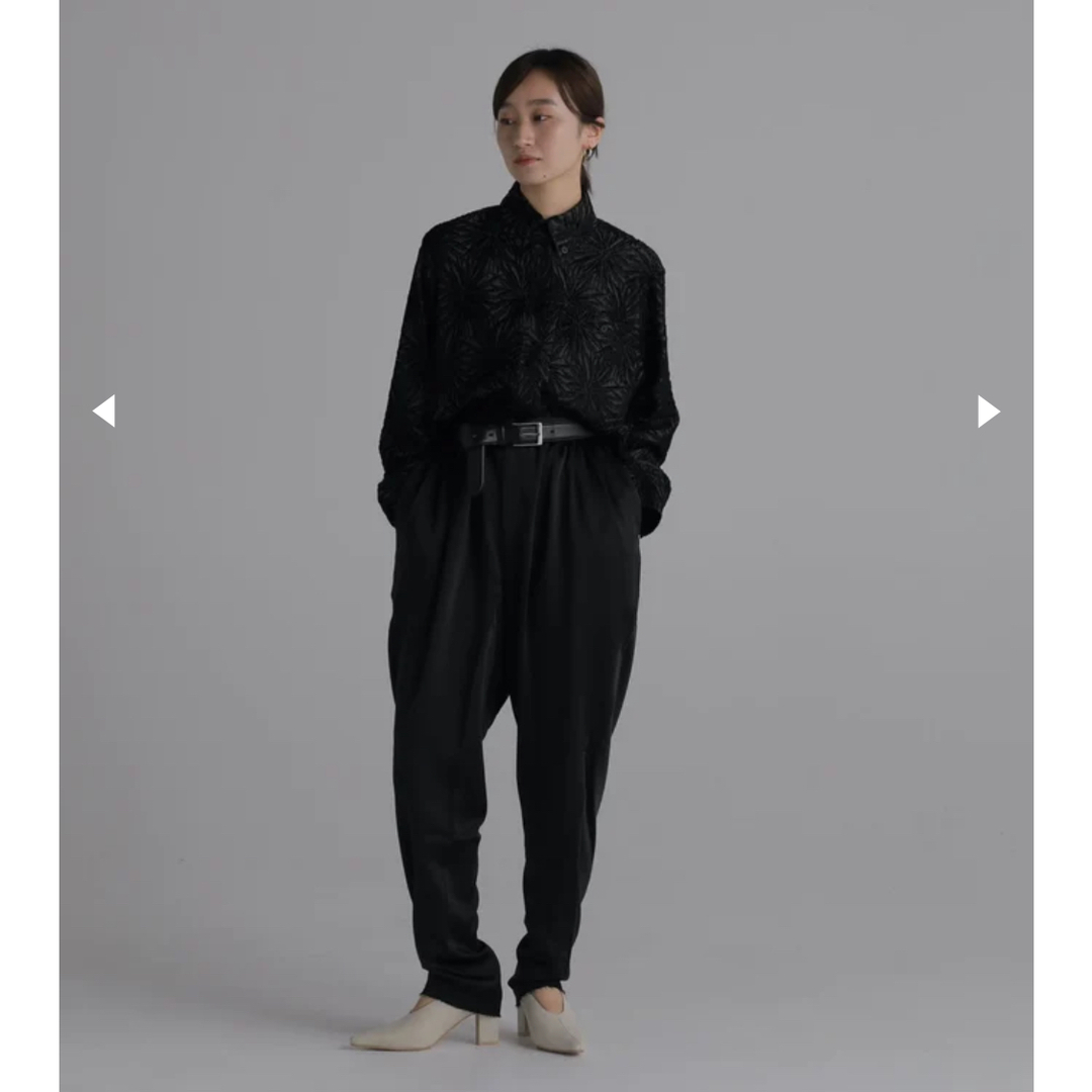 TODAYFUL(トゥデイフル)のlouren vintage satin pants レディースのパンツ(カジュアルパンツ)の商品写真