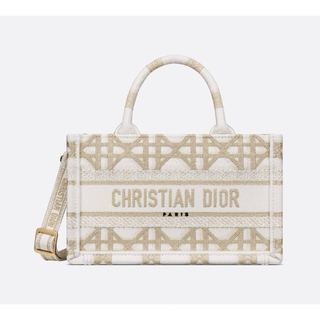 クリスチャンディオール(Christian Dior)の新作 新品 DIOR BOOK TOTE ミニバッグ ストラップ付き ゴールド(ショルダーバッグ)