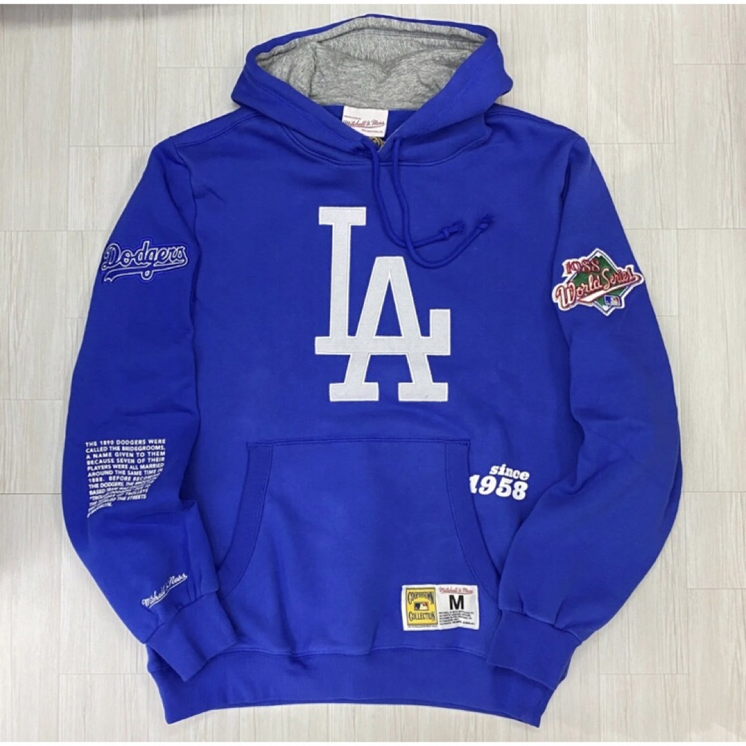 MITCHELL & NESS(ミッチェルアンドネス)のUSA限定 Mitchell&Ness USA ロサンゼルスドジャースTeam  メンズのトップス(パーカー)の商品写真