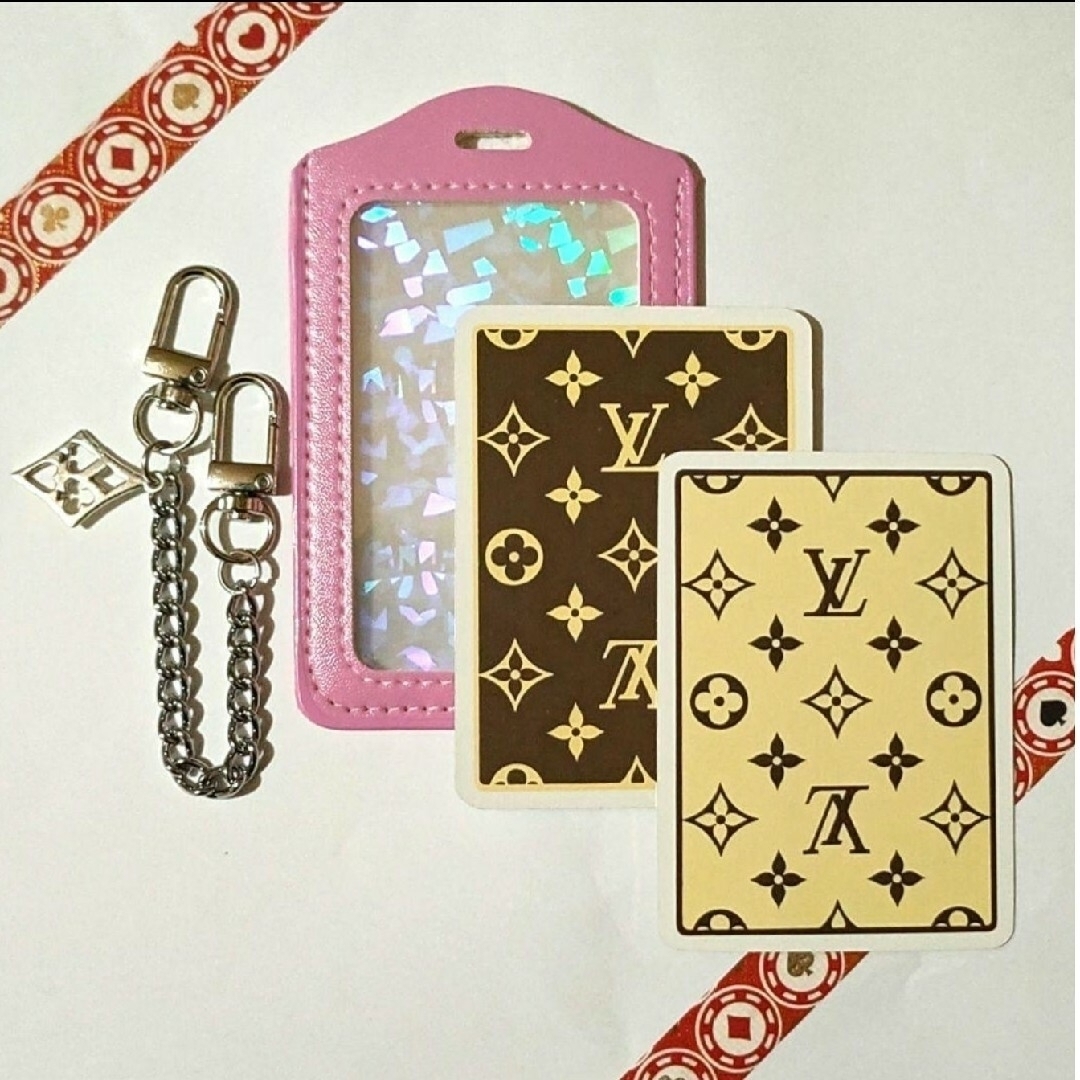 LOUIS VUITTON(ルイヴィトン)の希少♣LOUIS VUITTON♠モノグラムトランプ２枚　新品パスケース　PB レディースのファッション小物(パスケース/IDカードホルダー)の商品写真