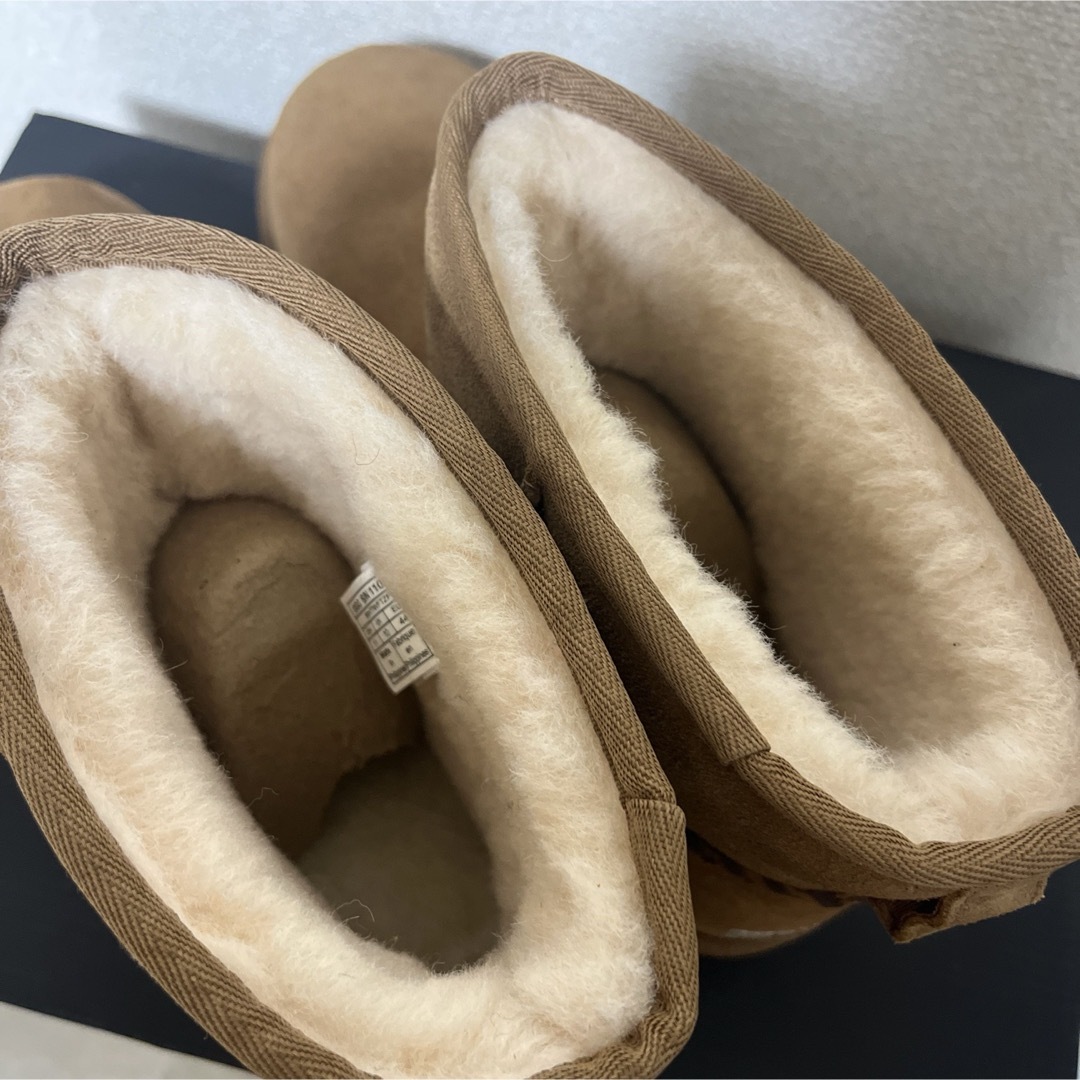 UGG(アグ)のUGG ムートンブーツ　メンズ メンズの靴/シューズ(ブーツ)の商品写真