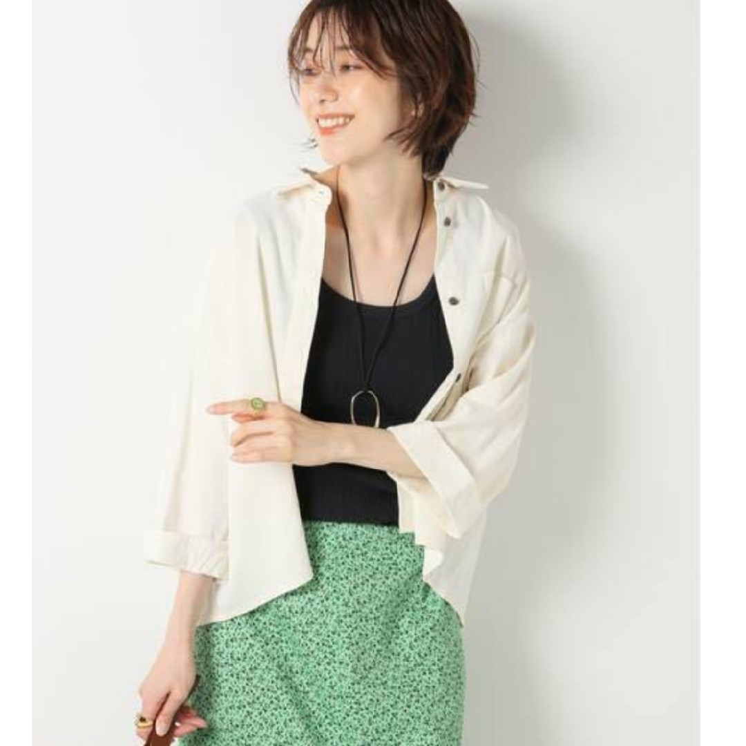 IENA(イエナ)のイエナ♡BIO リネンクロップドシャツジャケット 38 レディースのジャケット/アウター(その他)の商品写真