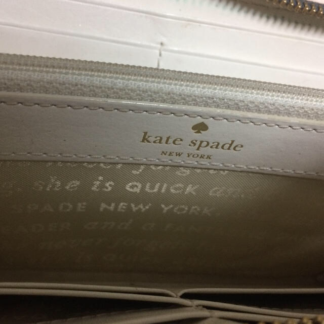 kate spade new york(ケイトスペードニューヨーク)のKate spade長財布 レディースのファッション小物(財布)の商品写真