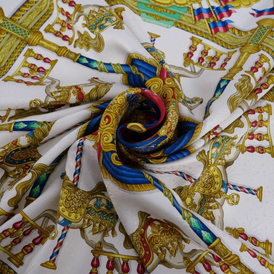 美品 エルメス HERMES スカーフ カレ90 LUNA PARK 遊園地 シルク 美品 エルメス HERMES スカーフ カレ90 LUNA PARK 遊園地 シルク