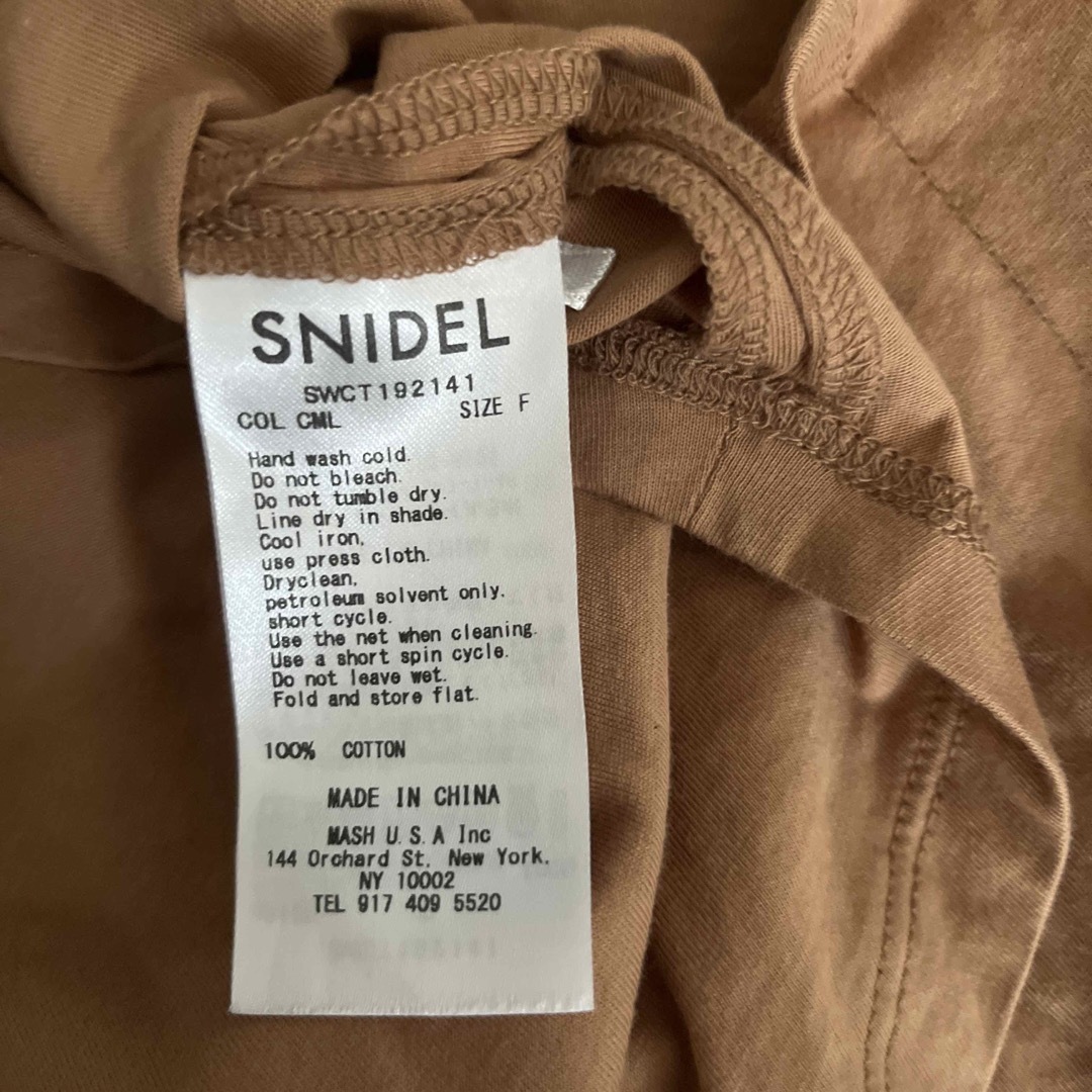 SNIDEL(スナイデル)のSNIDEL（スナイデル）バックデザイントップス レディースのトップス(Tシャツ(半袖/袖なし))の商品写真