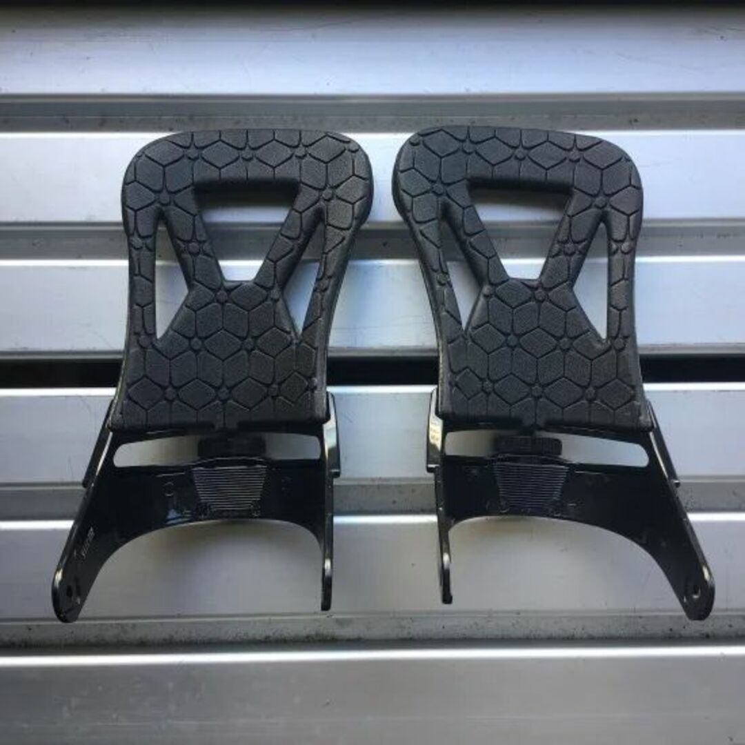 BURTON - BURTONバートン【CO2 EST HIBACK】M カーボン スペア BURTON - BURTONバートン【CO2 EST HIBACK】M カーボン スペア