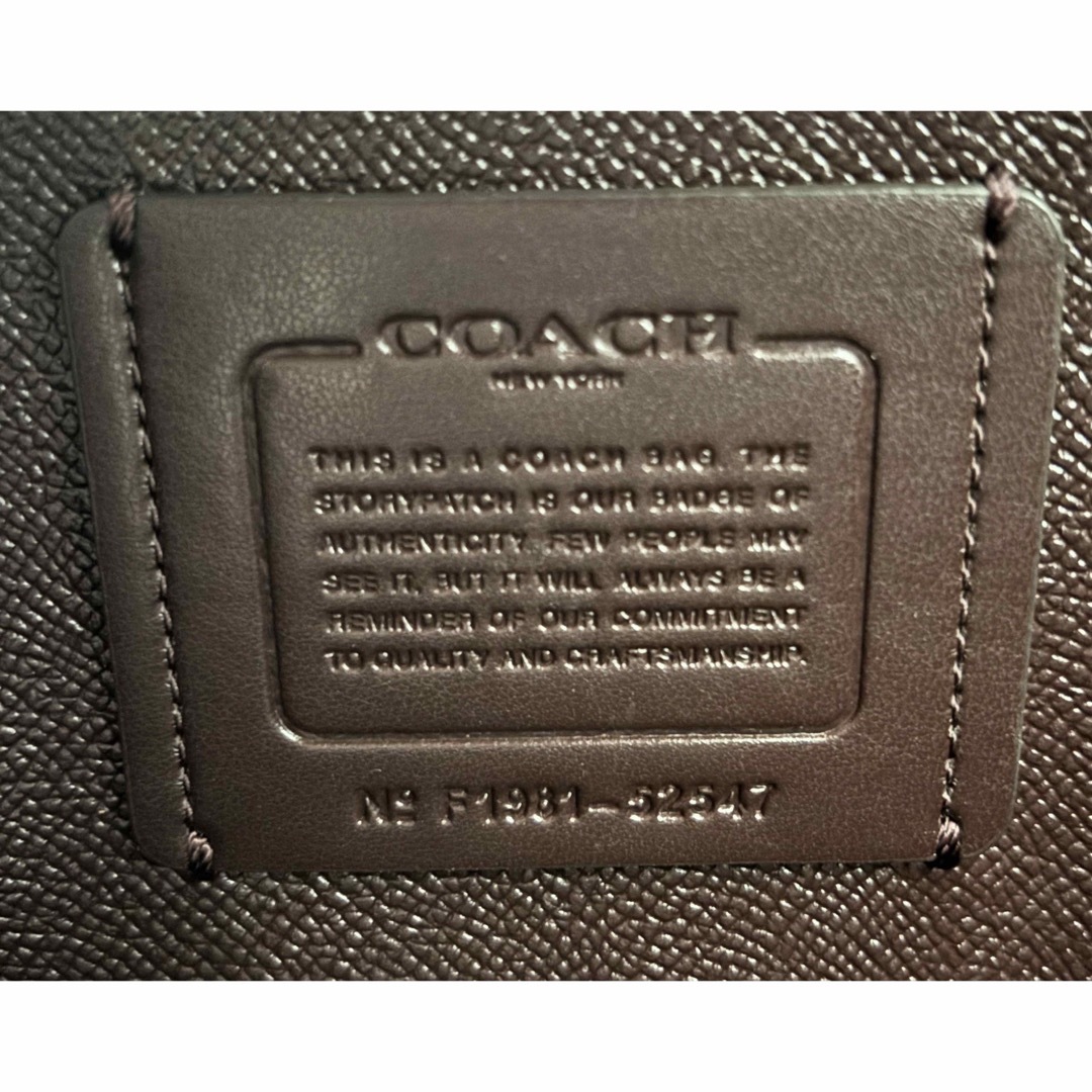 COACH(コーチ)の☆未使用☆ コーチ　ショルダーバッグ　チャーリー キャリーオール40 レディースのバッグ(ショルダーバッグ)の商品写真