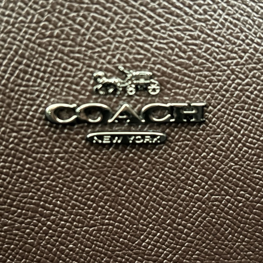 COACH(コーチ)の☆未使用☆ コーチ　ショルダーバッグ　チャーリー キャリーオール40 レディースのバッグ(ショルダーバッグ)の商品写真