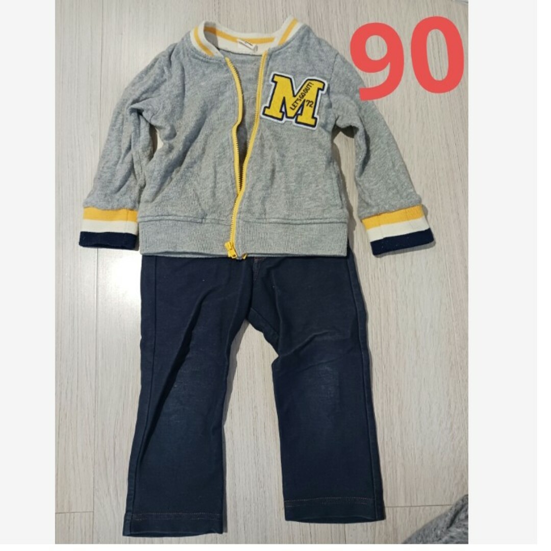 mou jon jon(ムージョンジョン)の子供服キッズ90　ボトムス長ズボン長袖ジップアップパーカームージョンジョン春 キッズ/ベビー/マタニティのキッズ服男の子用(90cm~)(パンツ/スパッツ)の商品写真