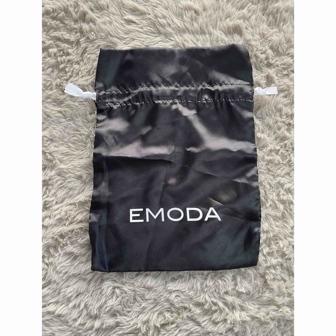 EMODA(エモダ)のEMODA 巾着ポーチ レディースのファッション小物(ポーチ)の商品写真