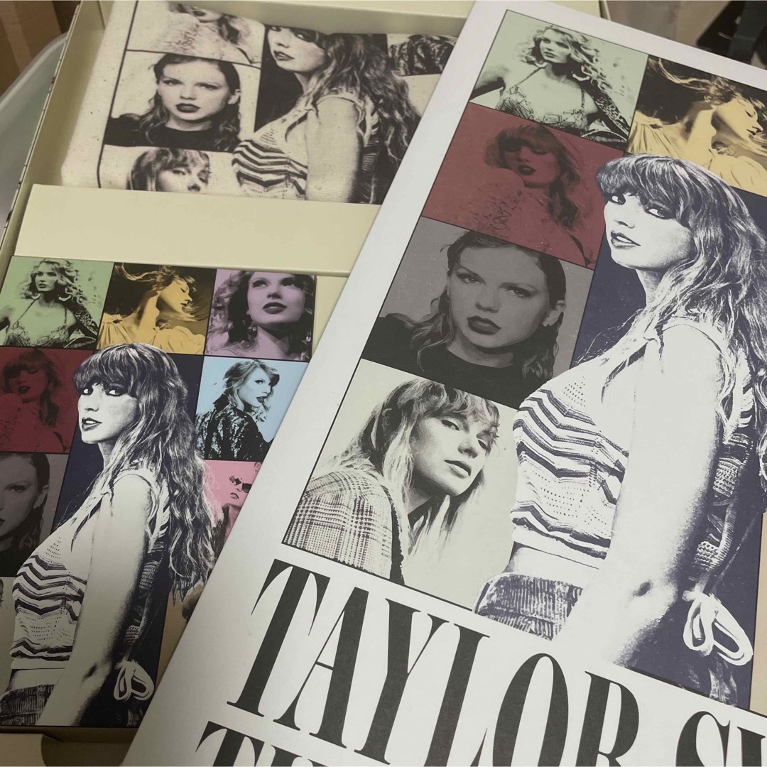 Taylor Swift エンタメ/ホビーのタレントグッズ(ミュージシャン)の商品写真