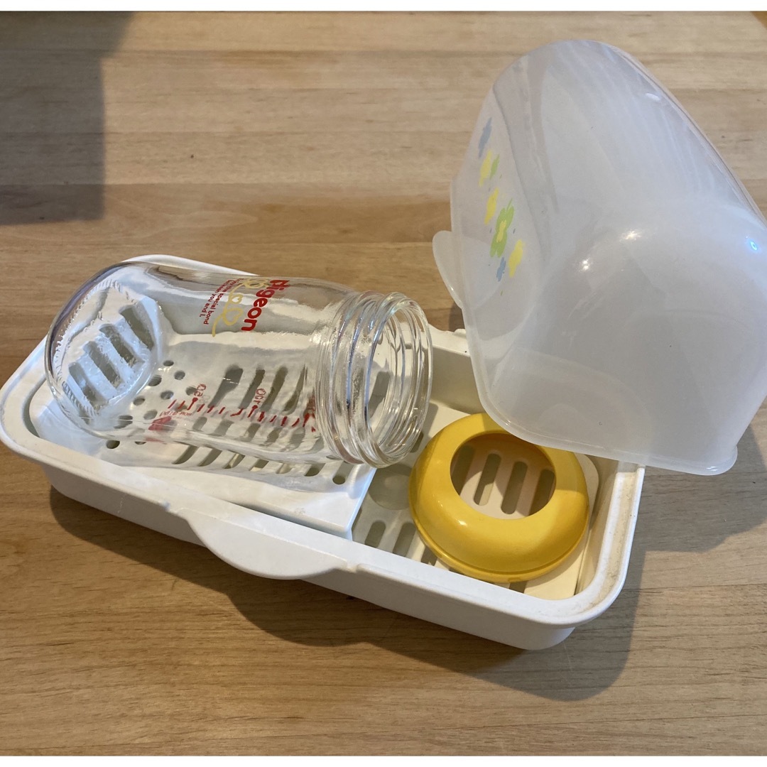 Pigeon(ピジョン)の哺乳瓶 哺乳瓶消毒 レンジ キッズ/ベビー/マタニティの洗浄/衛生用品(哺乳ビン用消毒/衛生ケース)の商品写真