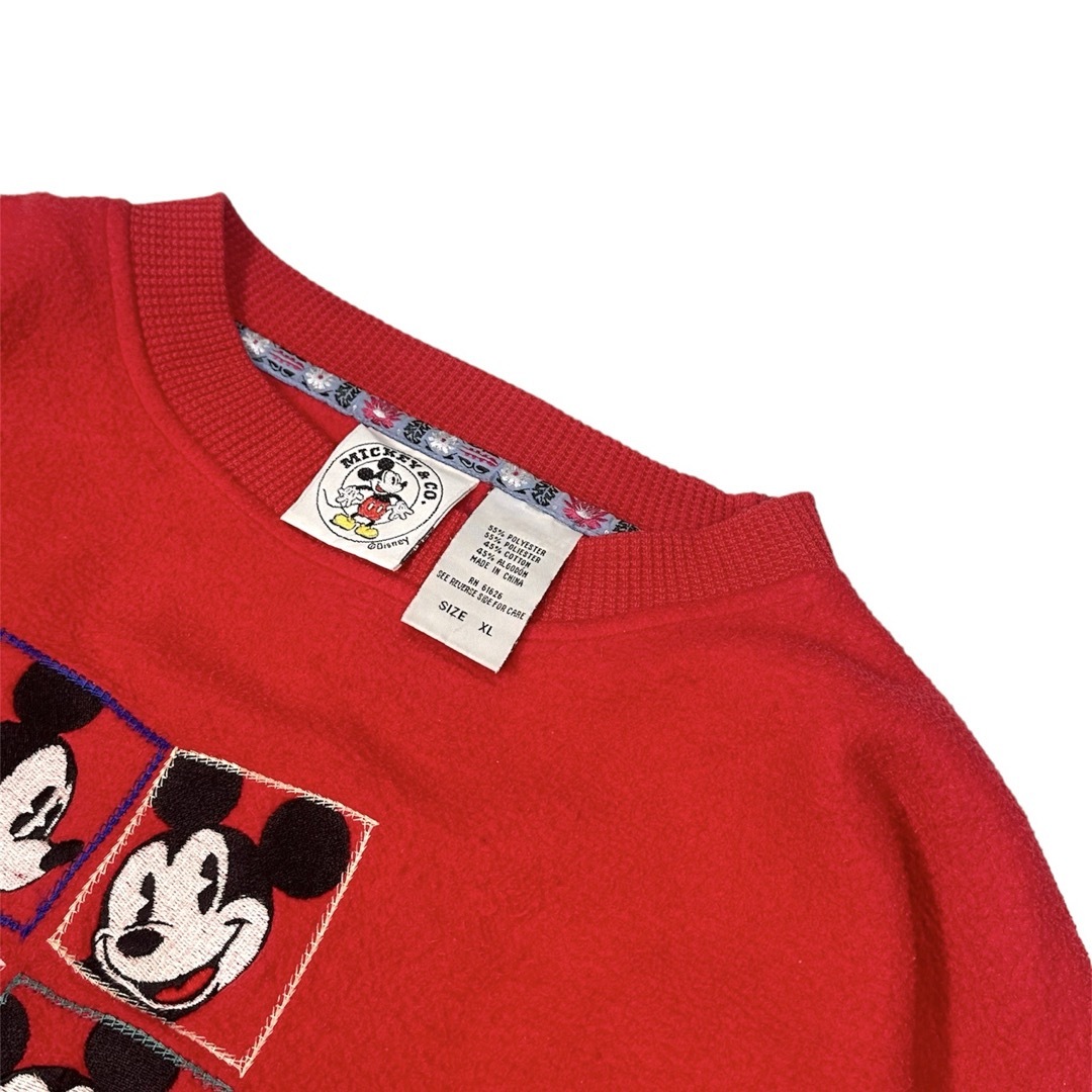 Disney(ディズニー)のDisney mickey & co. sweat shirt red メンズのトップス(スウェット)の商品写真