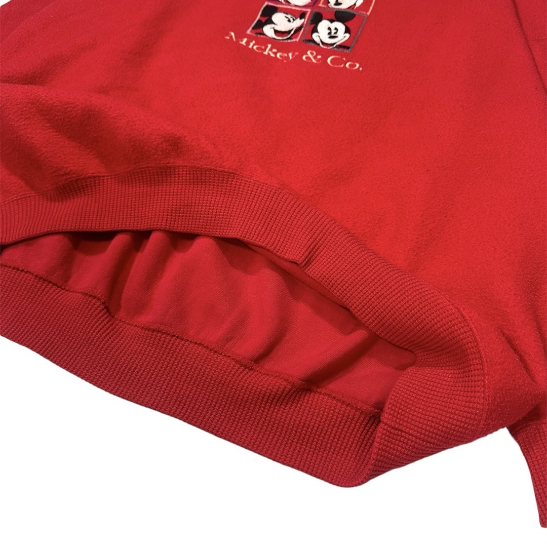 Disney(ディズニー)のDisney mickey & co. sweat shirt red メンズのトップス(スウェット)の商品写真