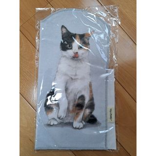 フェリシモ(FELISSIMO)の机の上におすわり　猫のペットボトルタオル(弁当用品)