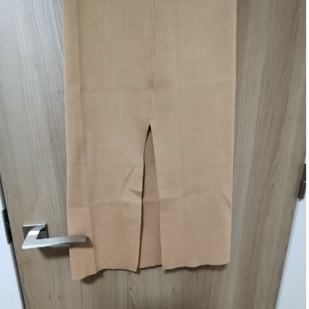 ANAP(アナップ)のANAP 新品ロングタイトスカート ZARA gu  UNIQLO レディースのスカート(ロングスカート)の商品写真