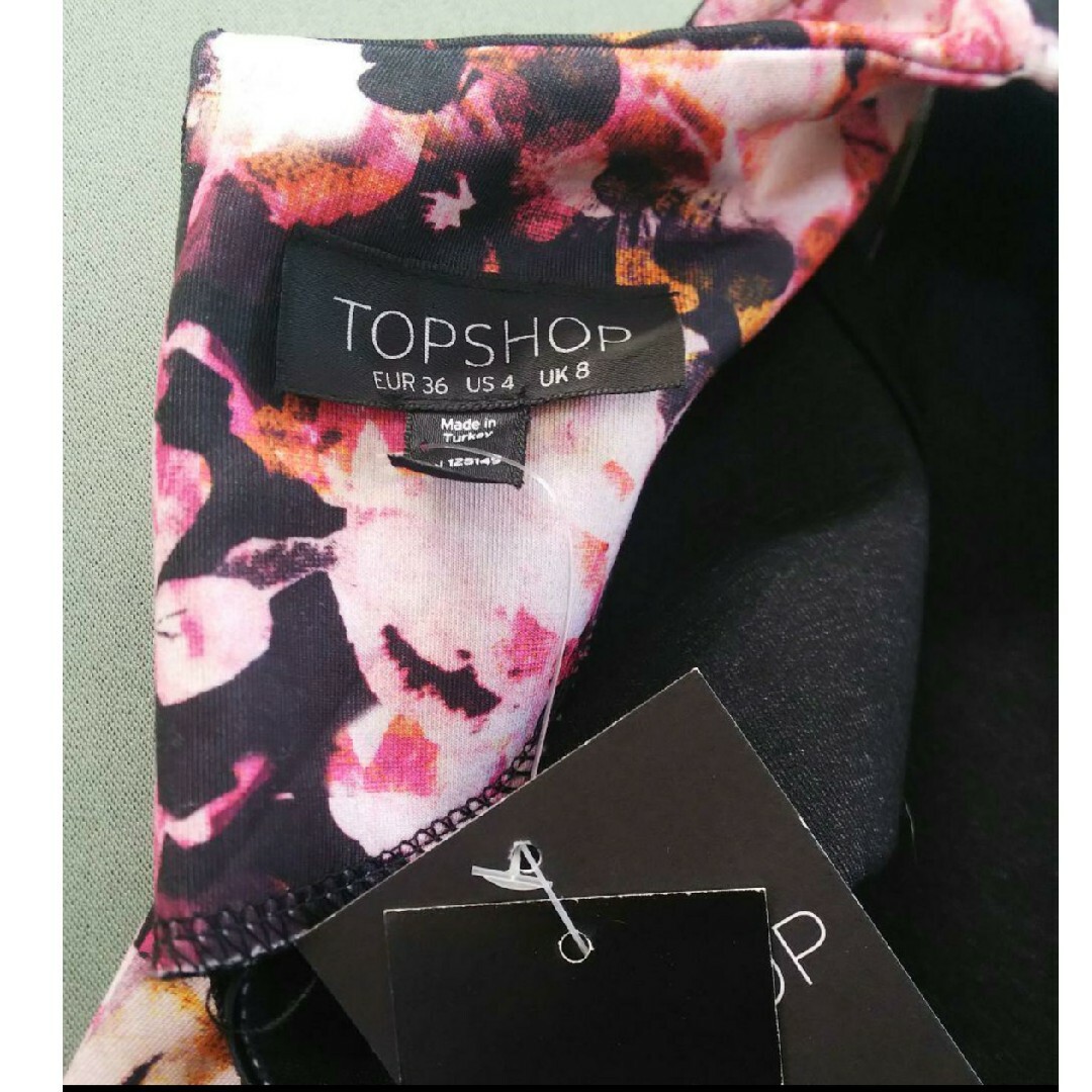 TOPSHOP(トップショップ)のミニワンピース 花柄 レディースのワンピース(ミニワンピース)の商品写真