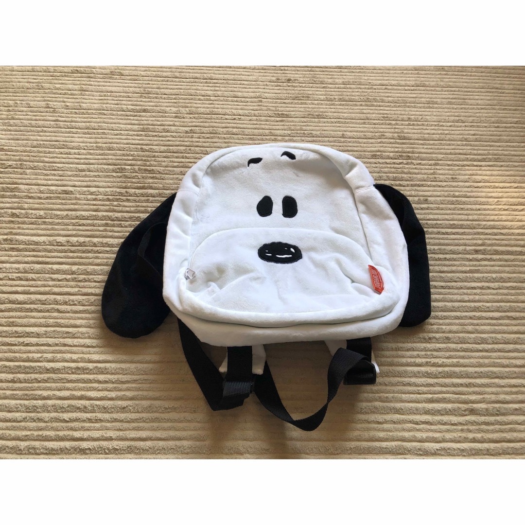 SNOOPY(スヌーピー)の新品　未使用　スヌーピー　リュック キッズ/ベビー/マタニティのこども用バッグ(リュックサック)の商品写真