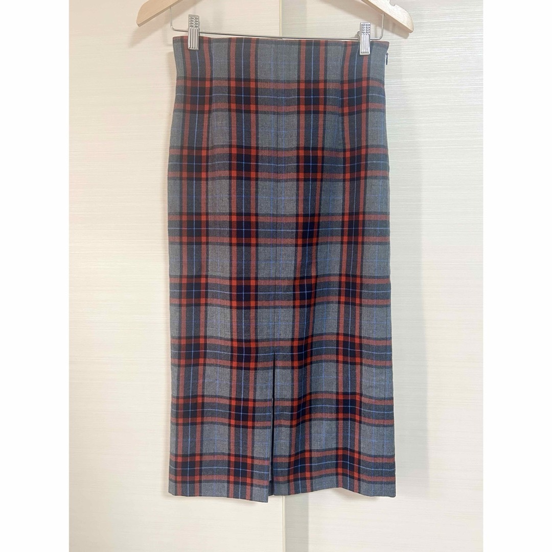 TOMORROWLAND(トゥモローランド)の美品　ラヴァンチュール マルティニーク チェックタイトスカート レディースのスカート(ロングスカート)の商品写真