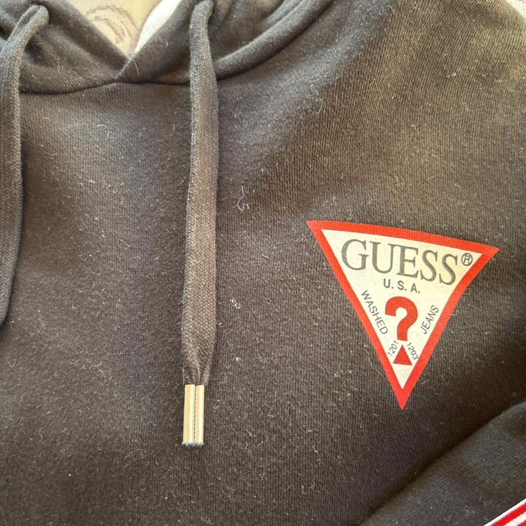 GUESS(ゲス)のguess パーカー レディースのトップス(パーカー)の商品写真