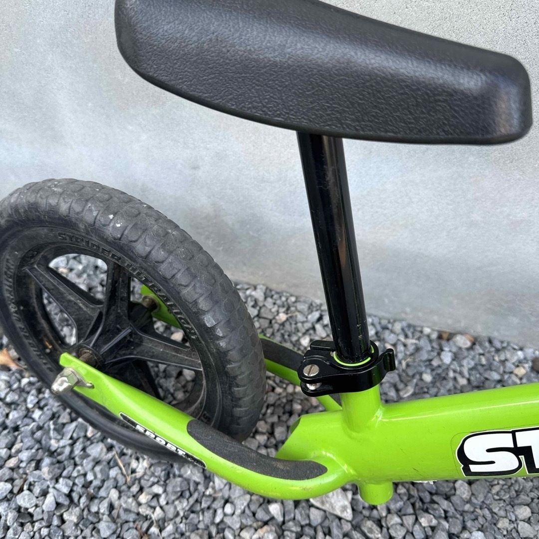 STRIDA(ストライダ)の人気色★ストライダー　STRIDER　緑　グリーン キックバイク　バランスバイク キッズ/ベビー/マタニティの外出/移動用品(自転車)の商品写真