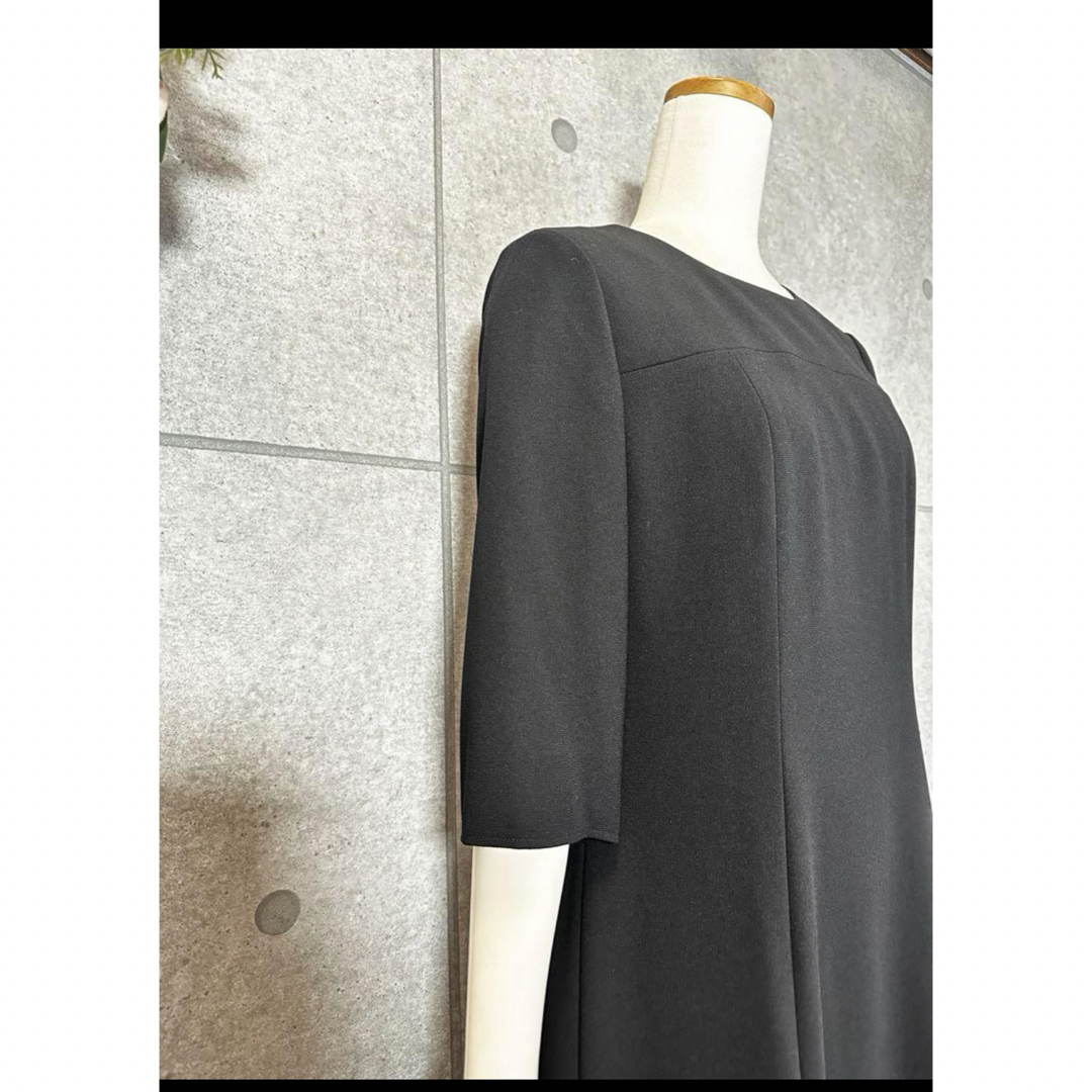 TOKYO SOIR(トウキョウソワール)の未使用　ソワール　セレモニースーツ　ママスーツ レディースのフォーマル/ドレス(スーツ)の商品写真
