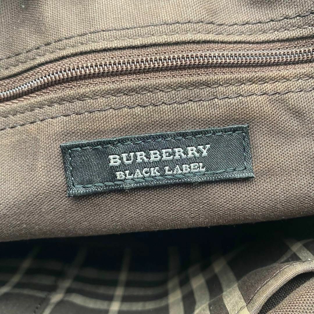 BURBERRY BLACK LABEL(バーバリーブラックレーベル)の廃盤 バーバリーブラックレーベル ショルダーバッグ  緑 カーキ チェック メンズのバッグ(メッセンジャーバッグ)の商品写真