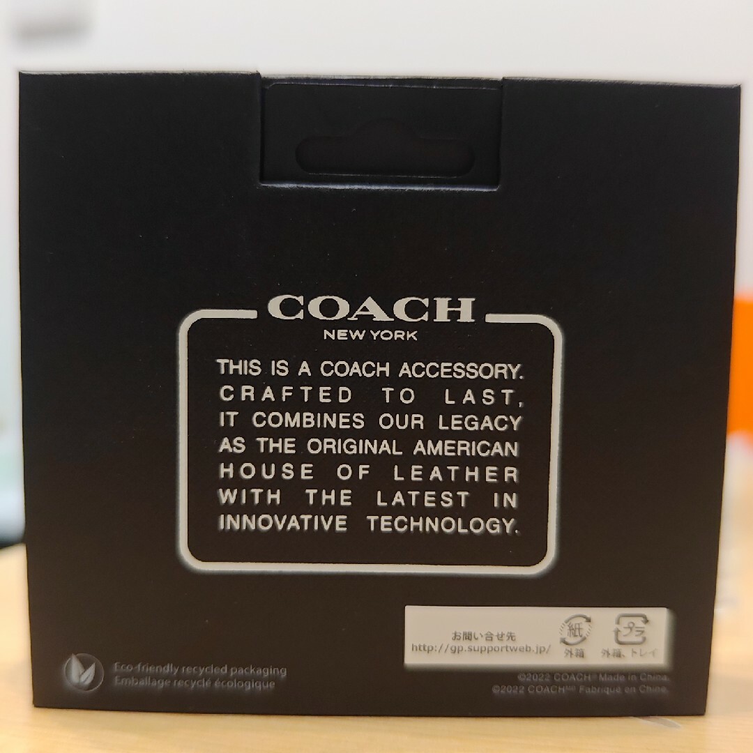 COACH(コーチ)のCoach Airpods 第３世代のケース スマホ/家電/カメラのスマホ/家電/カメラ その他(その他)の商品写真