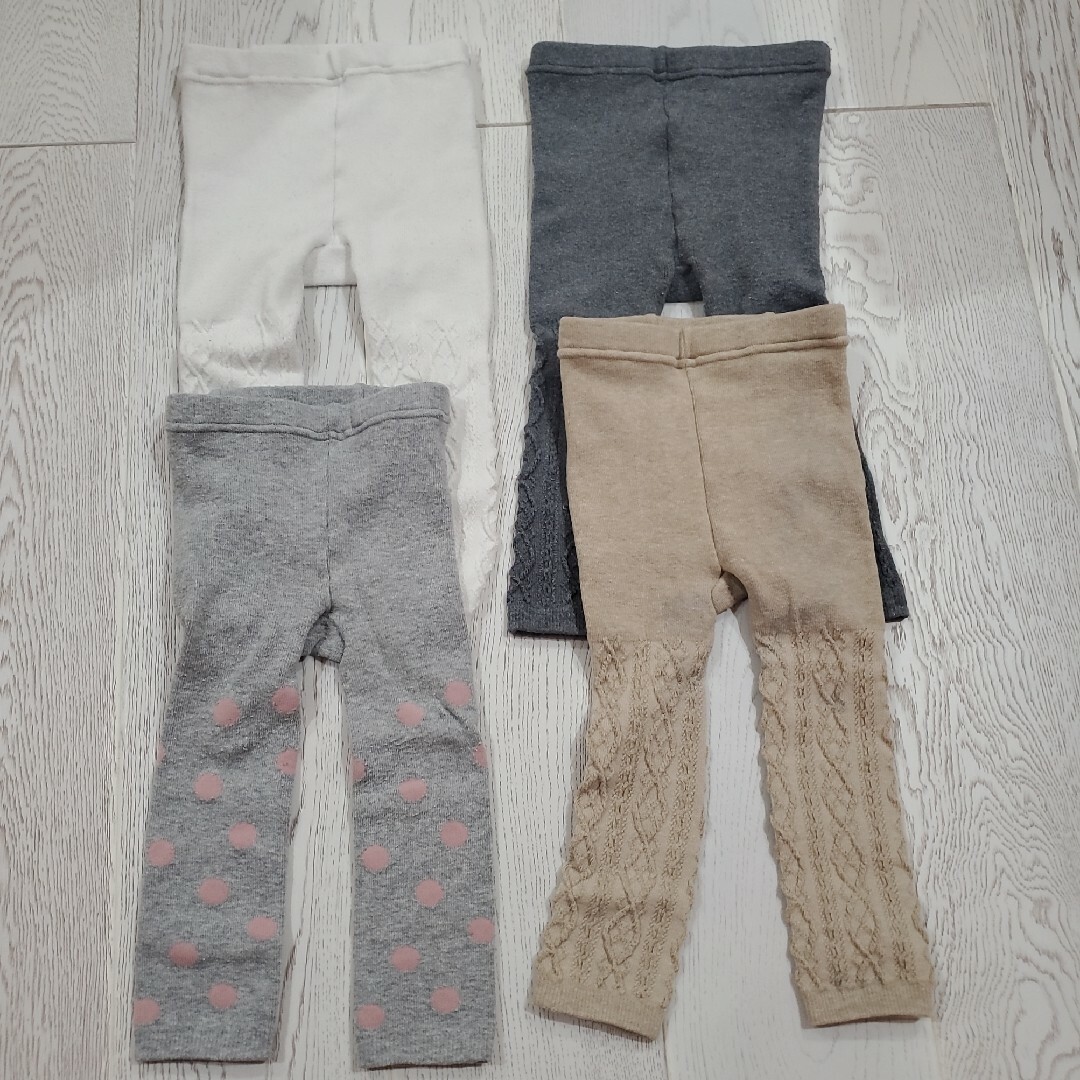 UNIQLO(ユニクロ)の【4点セット】UNIQLO　レギンス　10分丈　90㎝ キッズ/ベビー/マタニティのキッズ服女の子用(90cm~)(パンツ/スパッツ)の商品写真