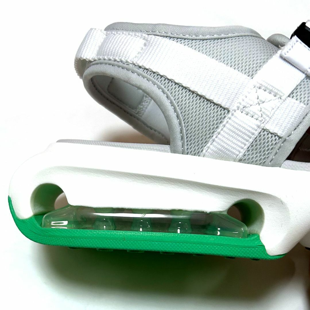 NIKE(ナイキ)の新品　28cm　ナイキ　エアマックスソル　サンダル　ホワイト　グリーン メンズの靴/シューズ(サンダル)の商品写真