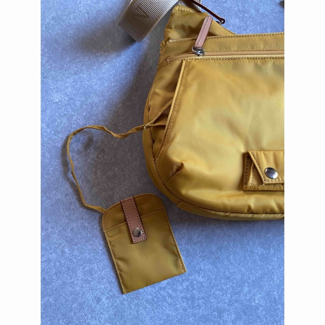 エリーゼトラン　3ウエイバックTORE4点セット レディースのバッグ(ショルダーバッグ)の商品写真