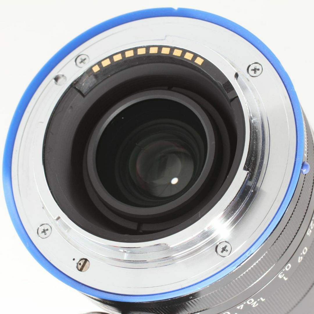 ZEISS(カールツァイス)のZEISS Loxia 2.8/21 Eマウント 21mm F2.8 スマホ/家電/カメラのカメラ(レンズ(単焦点))の商品写真