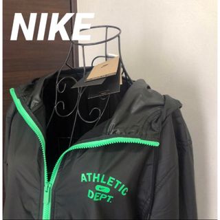 ナイキ(NIKE)の新品未使用タグ付き　NIKE ナイキ　ウインドブレーカー　レディース　パーカー(その他)