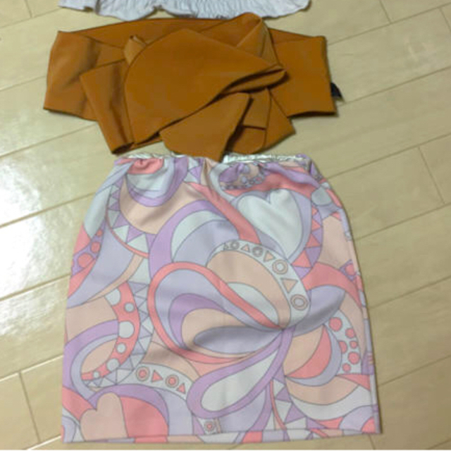 DaTuRa(ダチュラ)の最終値下げ❗️美品DaTuRaハートマーブル柄スカート レディースのスカート(ミニスカート)の商品写真