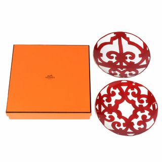 エルメス(Hermes)のエルメス HERMES ガダルキヴィール プレート 皿 陶磁器 レッド ホワイト 17cm ペアセット 二枚組【中古】(食器)