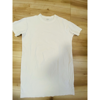 ユニクロ(UNIQLO)のロングTシャツ(Tシャツ(半袖/袖なし))