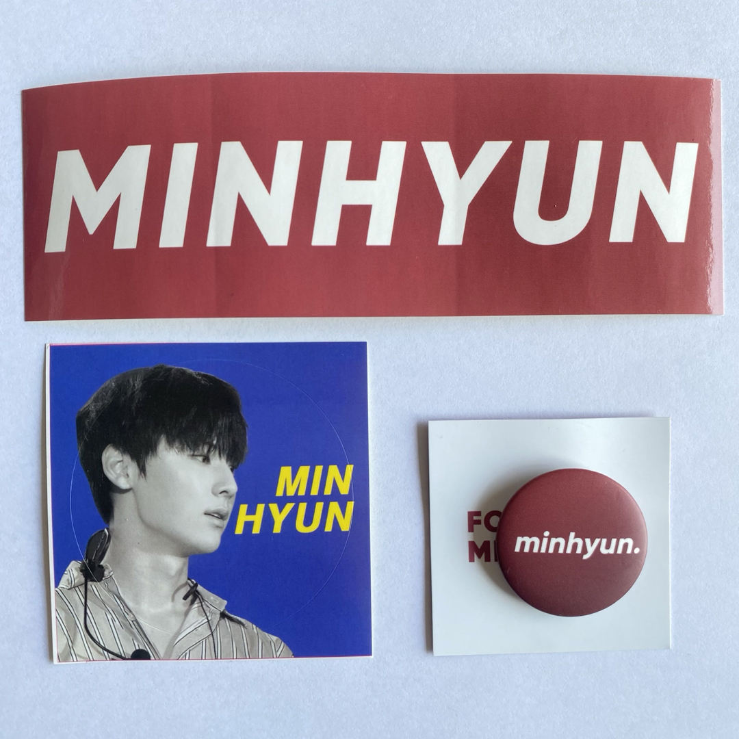 ファンミニョン ミンヒョン Hwang Minhyun うちわ スローガン エンタメ/ホビーのタレントグッズ(アイドルグッズ)の商品写真