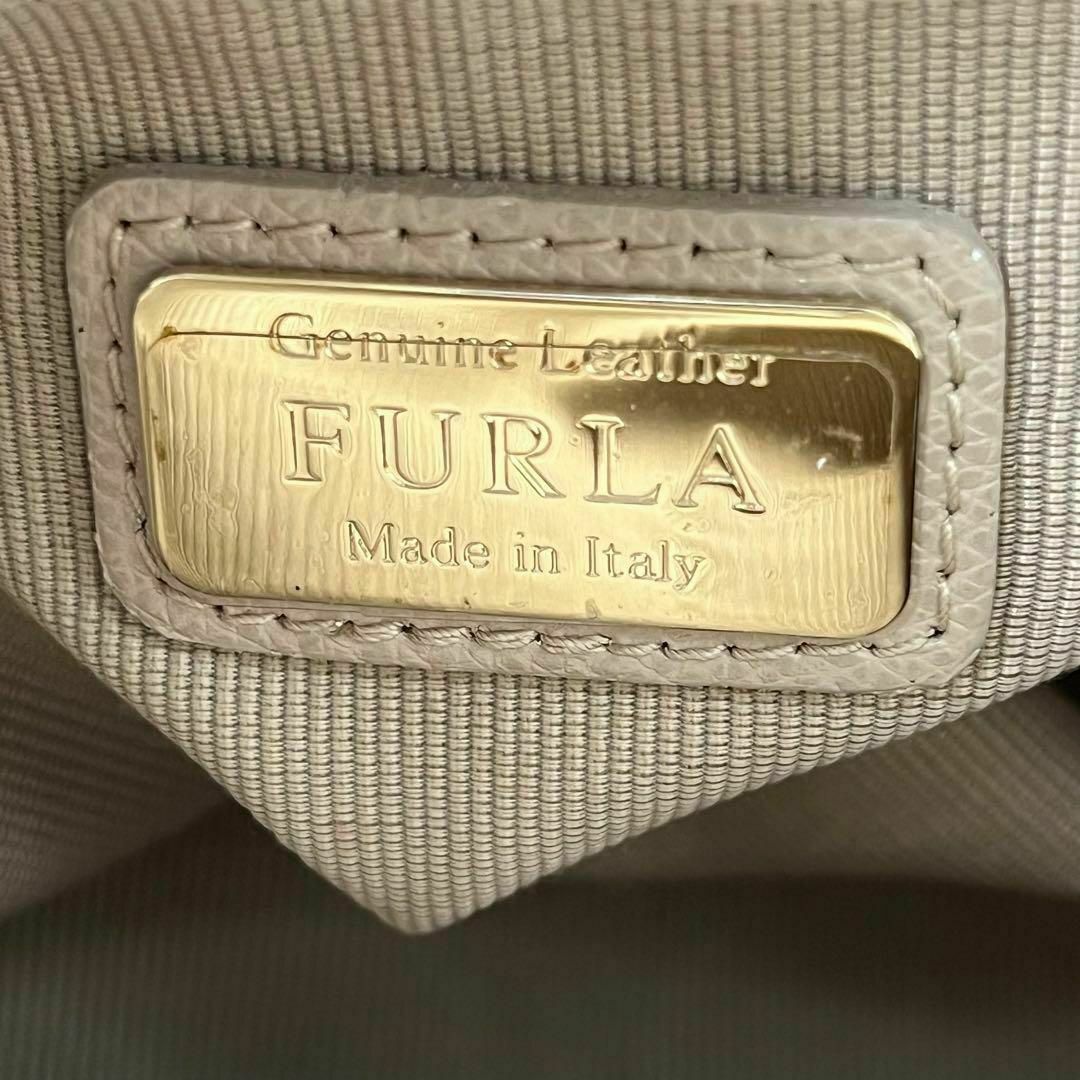 Furla(フルラ)の✨良品✨FURLAPiper ハンドバッグ 手持ち フォーマル ベージュ系 レディースのバッグ(ハンドバッグ)の商品写真