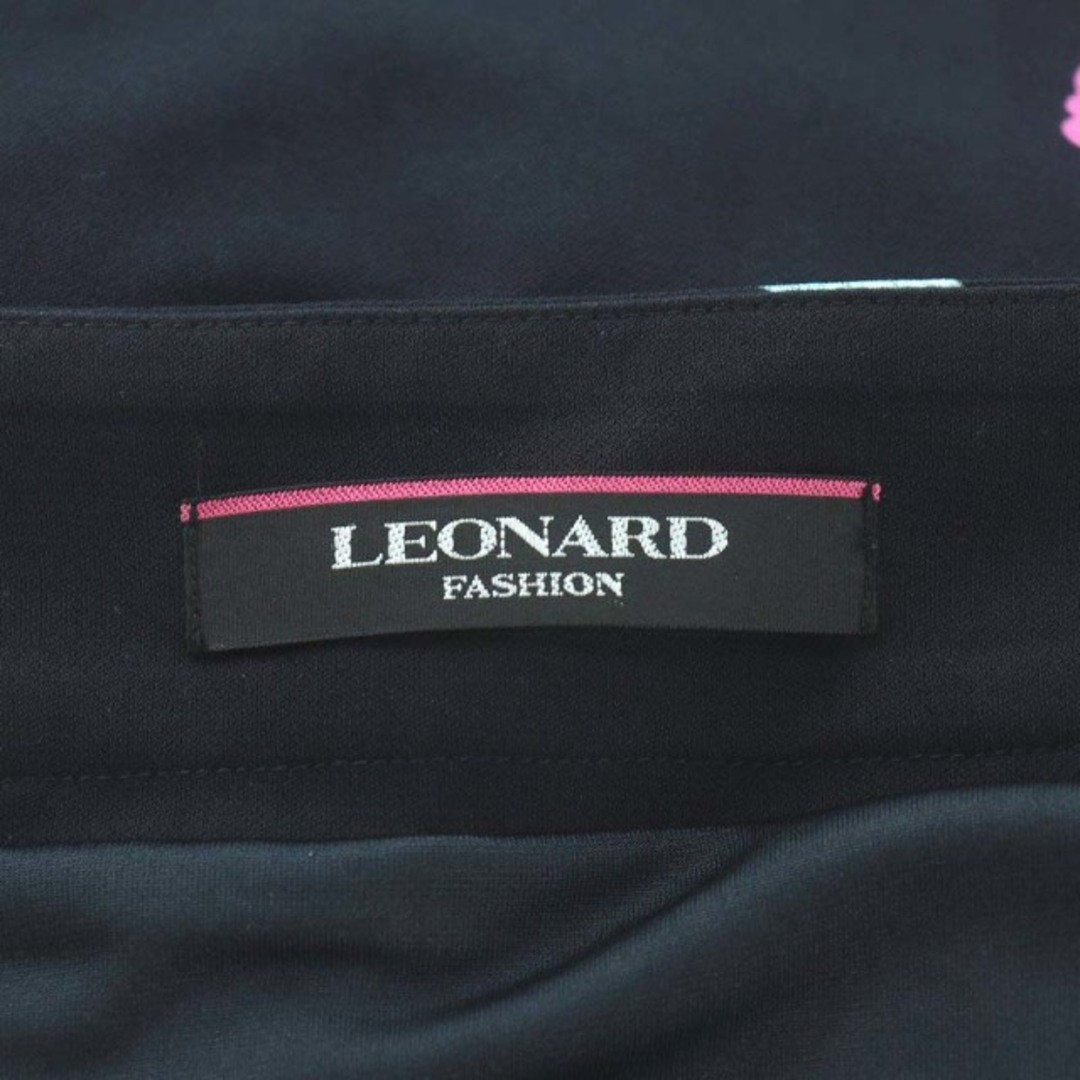 LEONARD(レオナール)のレオナール fashion 23SS フレアスカート 38 M ピンク 黒 青 レディースのスカート(ひざ丈スカート)の商品写真