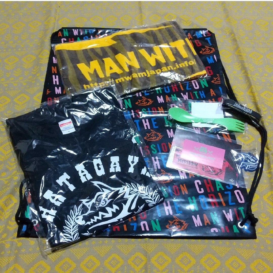 MAN WITH A MISSION(マンウィズアミッション)のマンウィズアミッション T-shirt 他 エンタメ/ホビーのタレントグッズ(ミュージシャン)の商品写真