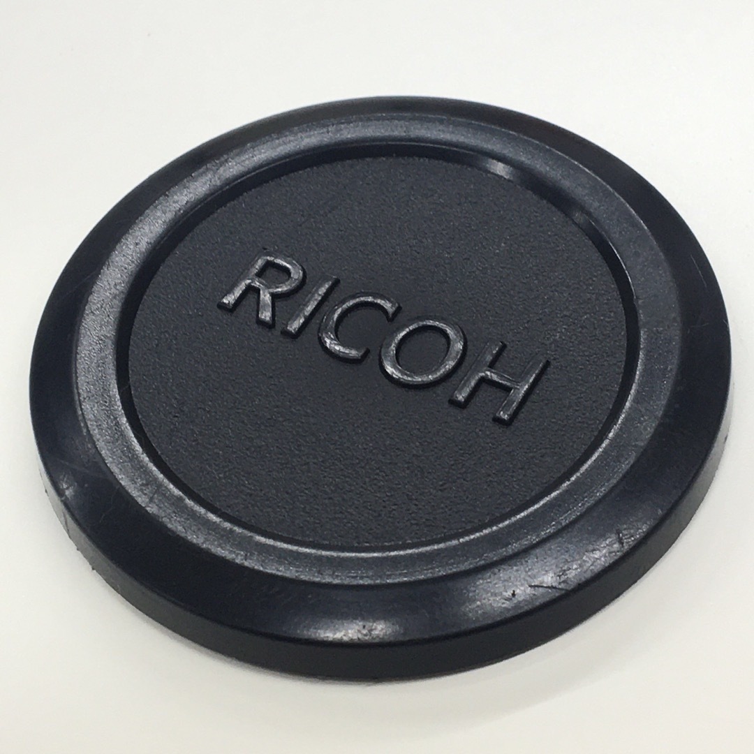 RICOH(リコー)のRICOH ビンテージ リケノン 純正レンズキャップ Φ52mm スマホ/家電/カメラのカメラ(レンズ(単焦点))の商品写真