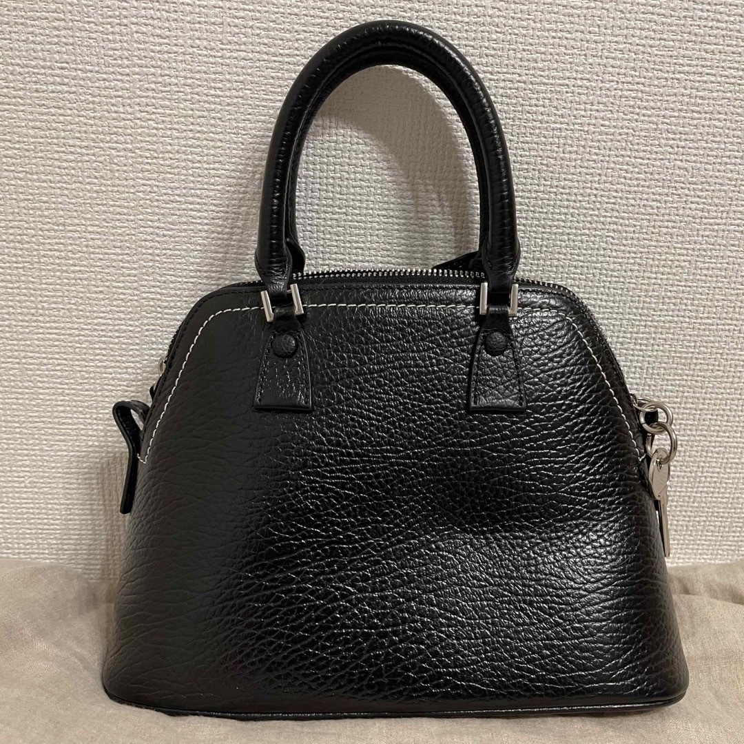 Maison Martin Margiela(マルタンマルジェラ)のMaison Margiela 5AC Two Way Bucket Bag レディースのバッグ(ハンドバッグ)の商品写真