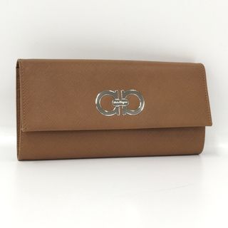 フェラガモ(Ferragamo)のSalvatore Ferragamo 二つ折り長財布 ガンチーニ レザー(財布)