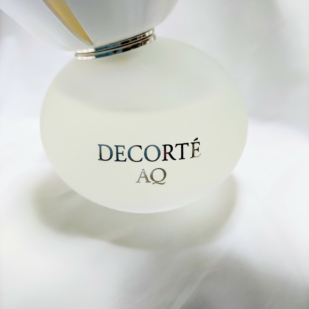 COSME DECORTE(コスメデコルテ)のコスメデコルテ AQ オードパルファン 2ml コスメ/美容の香水(香水(女性用))の商品写真