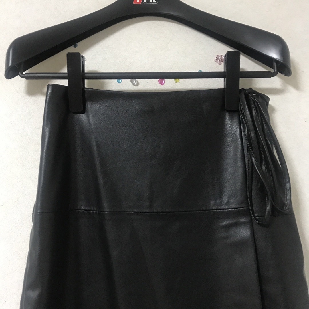 H&M(エイチアンドエム)の未使用タグ付き　エイチアンドエム　H&M レディース　サイズ36 レディースのスカート(ロングスカート)の商品写真
