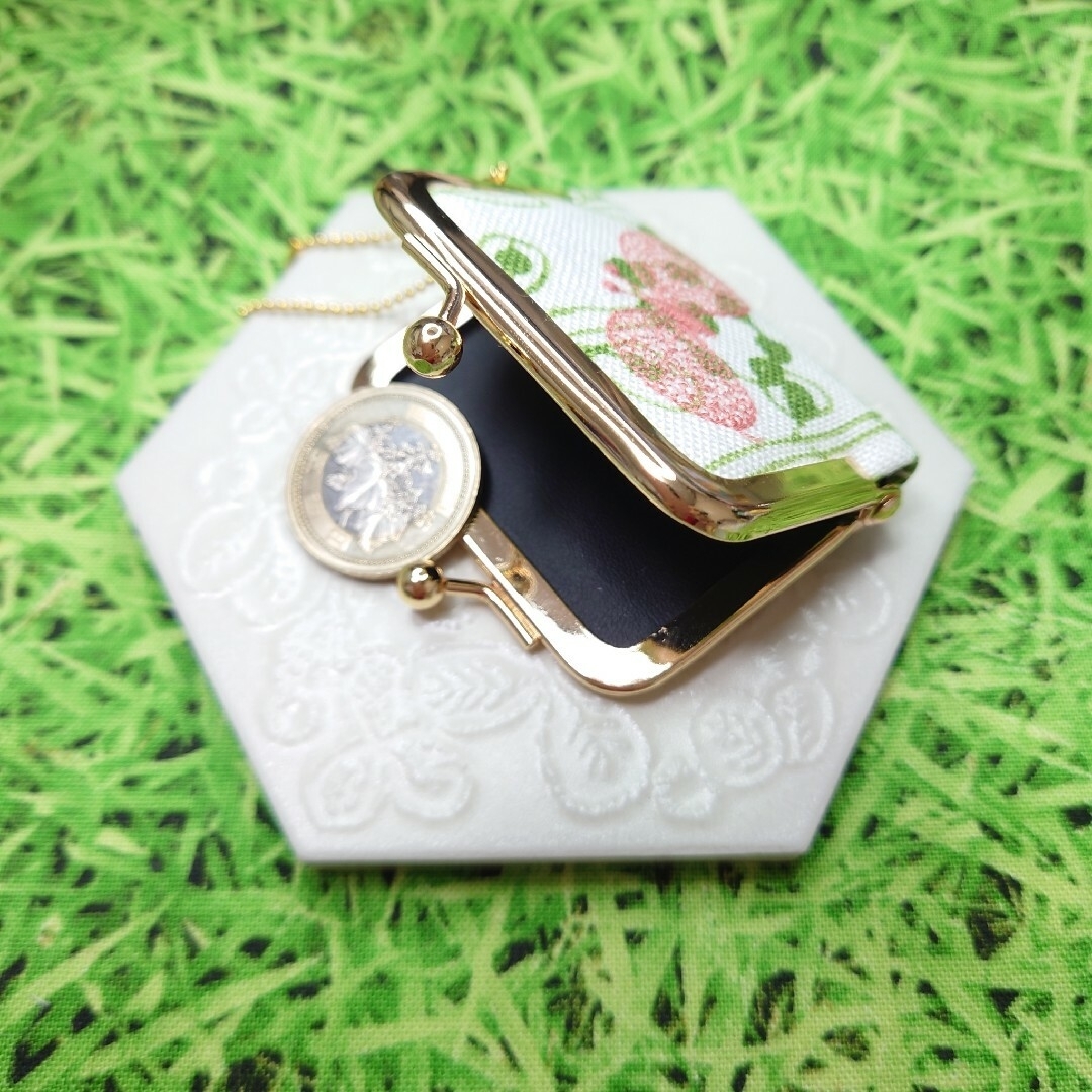 mina perhonen(ミナペルホネン)のミナペルホネン✨choucho　ちょうちょ✨がま口　コインケース ハンドメイドのファッション小物(財布)の商品写真