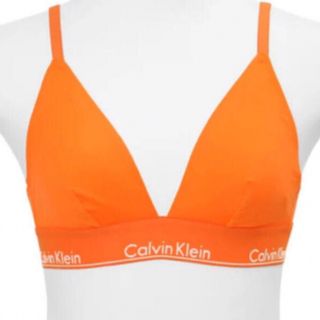 カルバンクライン(Calvin Klein)のCalvin Klein スポーツブラ レディース  カルバンクライン(トレーニング用品)