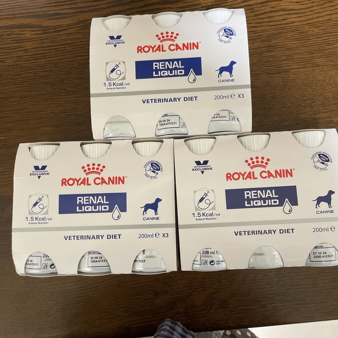 ROYAL CANIN(ロイヤルカナン)のロイヤルカナン  犬用　腎臓サポート　リキッド その他のペット用品(ペットフード)の商品写真