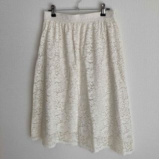 ユニクロ(UNIQLO)の🌟UNIQLO ユニクロ フレアレーススカート【M】花柄 ホワイト 綿混(ひざ丈スカート)